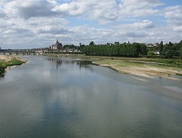 Gien vue sur la Loire